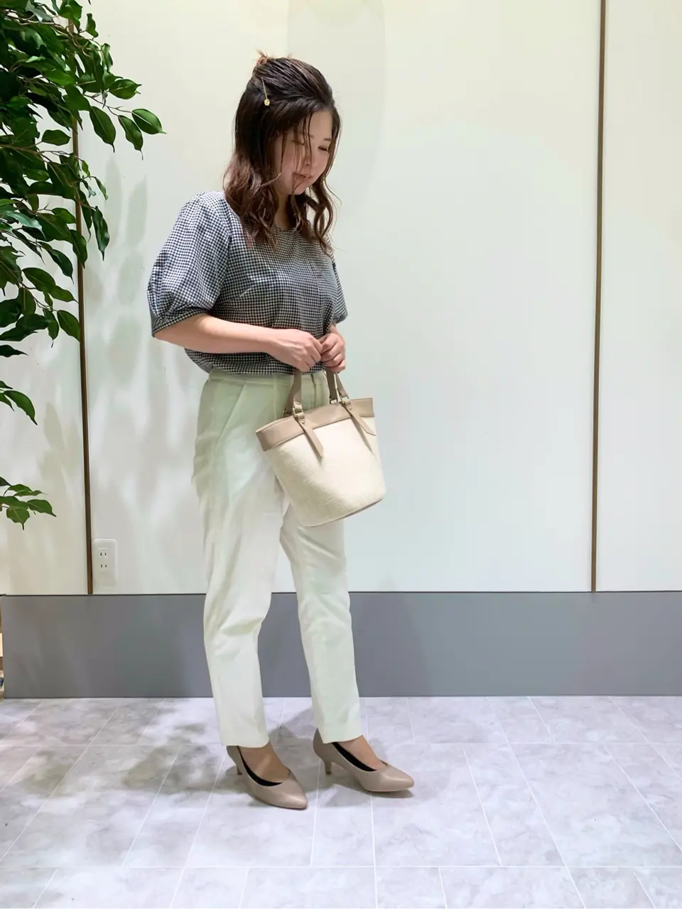 ANY SIS スタッフ コーディネート画像