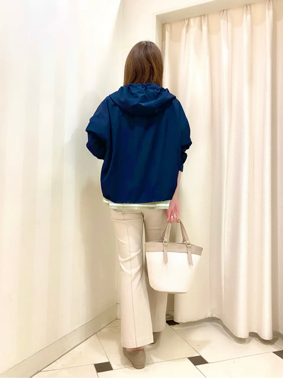 ANY SIS 金井 コーディネート画像