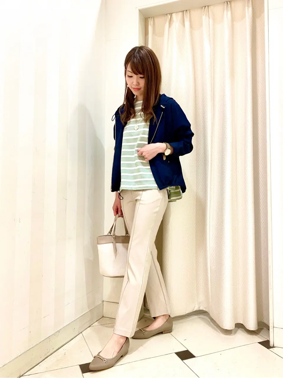 ANY SIS 金井 コーディネート画像