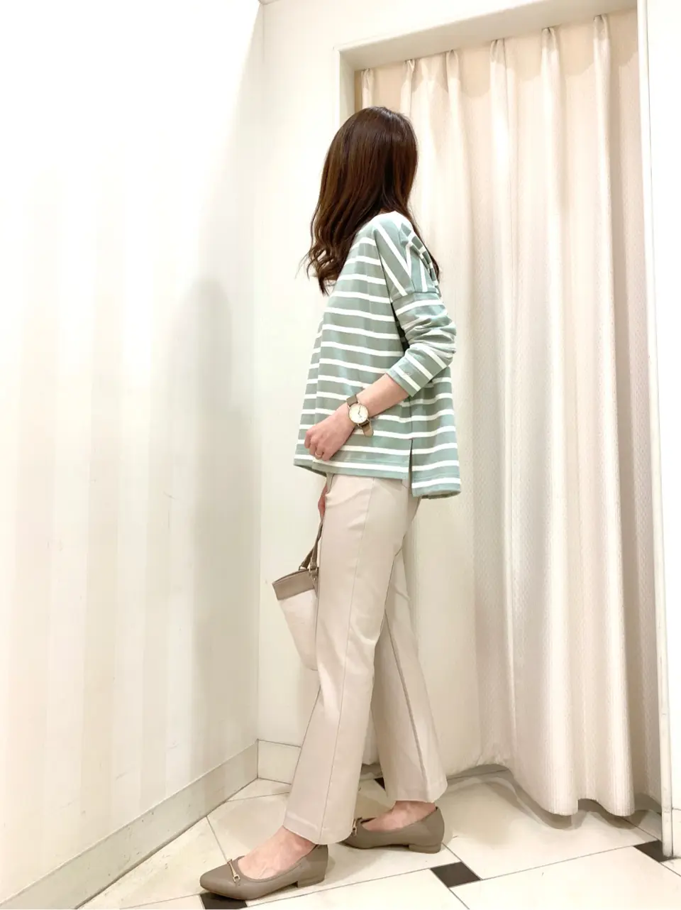 ANY SIS 金井 コーディネート画像