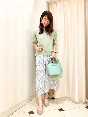 ANY SIS 金井 コーディネート画像