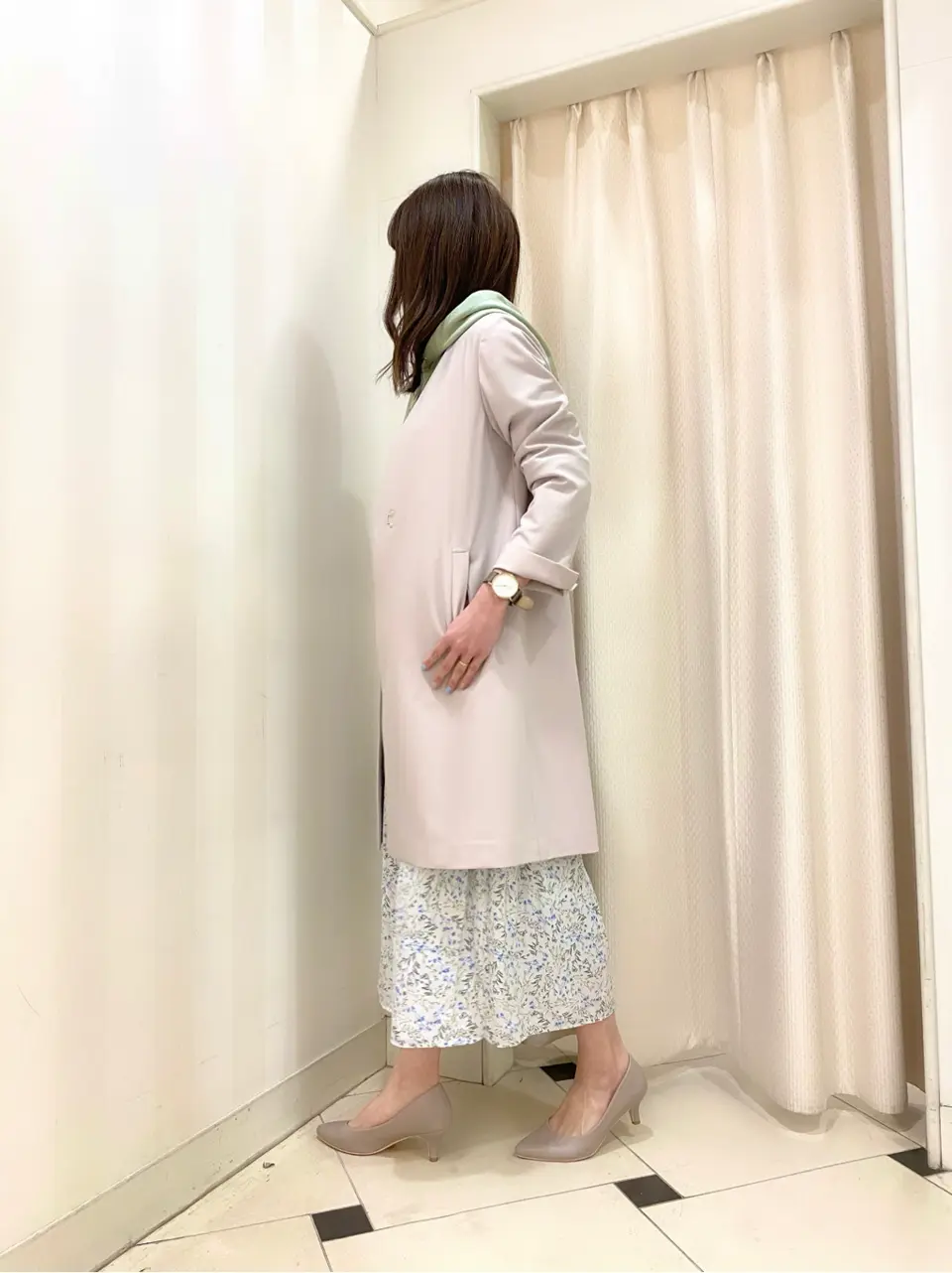 ANY SIS 金井 コーディネート画像