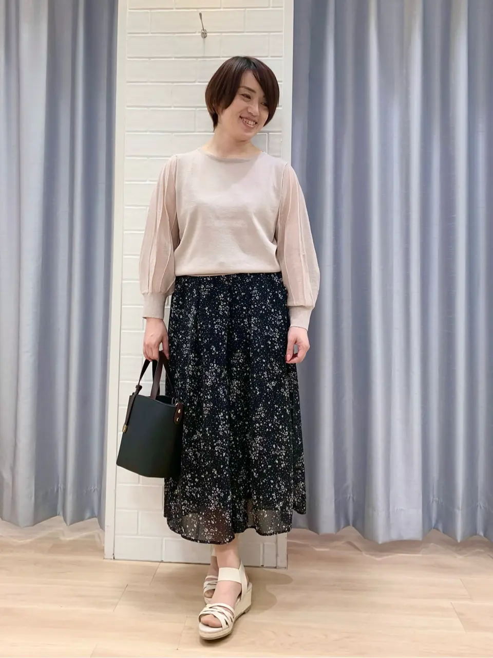 ANY SIS 丸岡 コーディネート画像