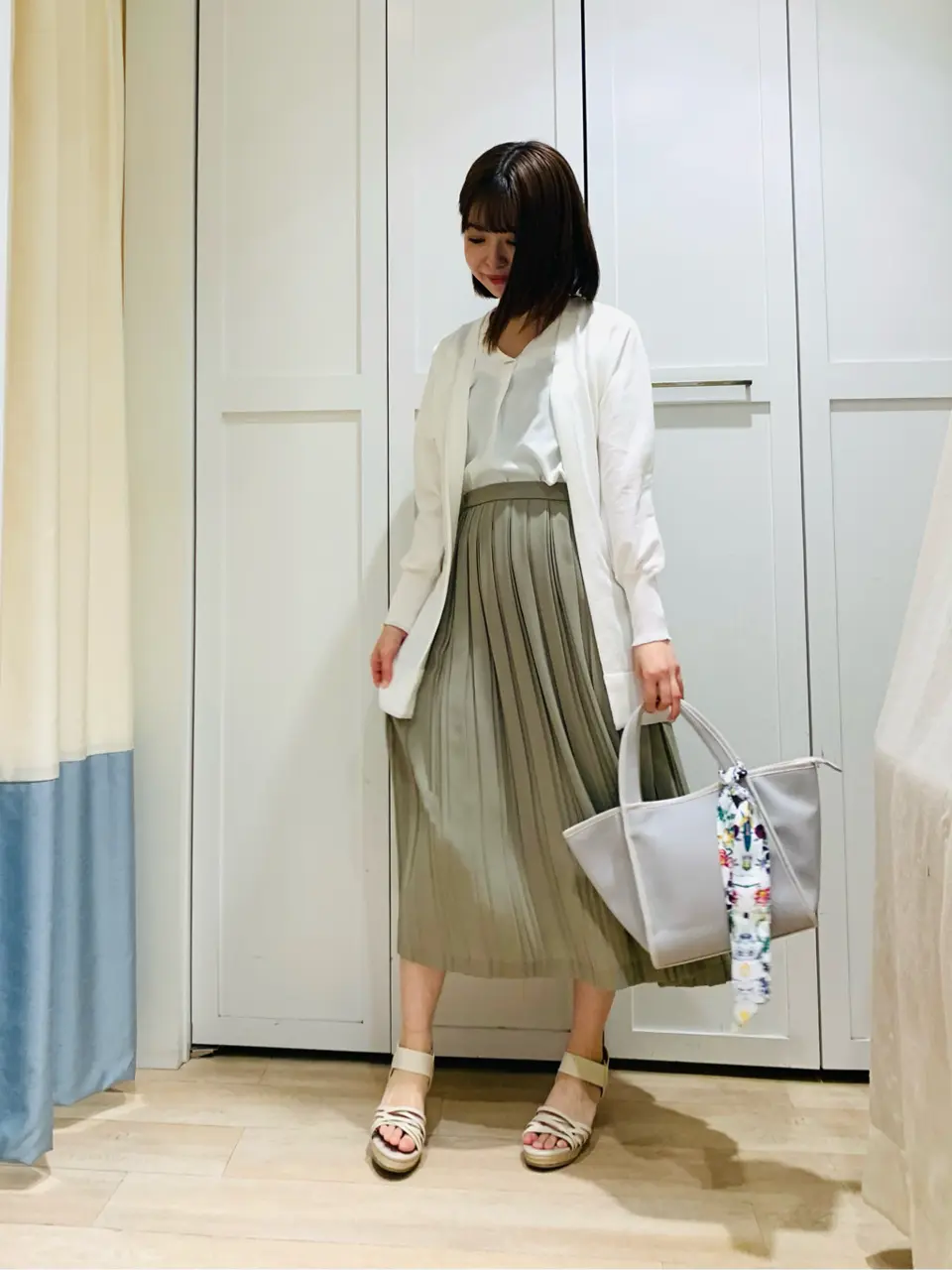 ANY SIS スタッフ コーディネート画像