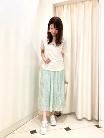 ANY SIS 金井 コーディネート画像