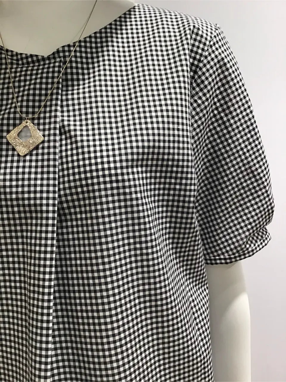 ANY SIS 島崎 コーディネート画像