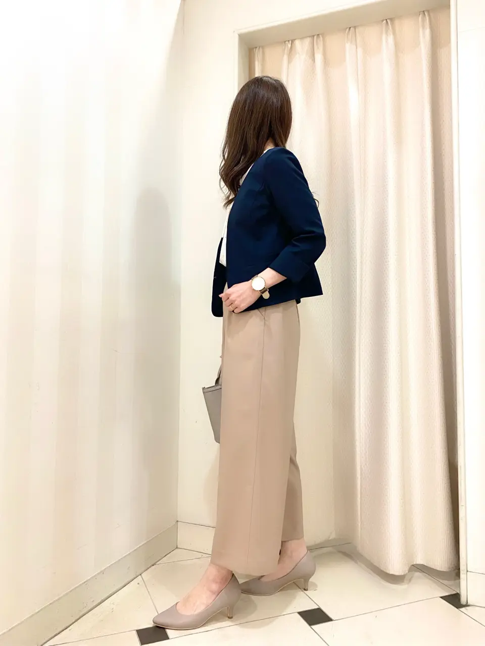 ANY SIS 金井 コーディネート画像