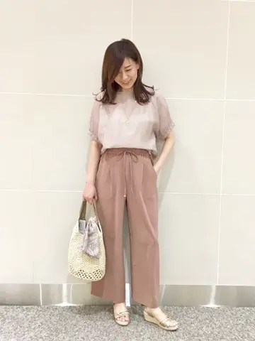 ANY SIS スタッフ コーディネート画像