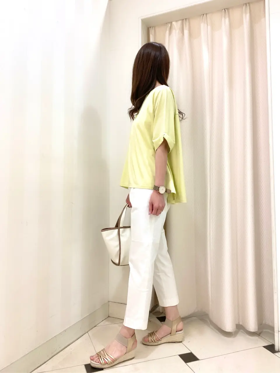 ANY SIS 金井 コーディネート画像