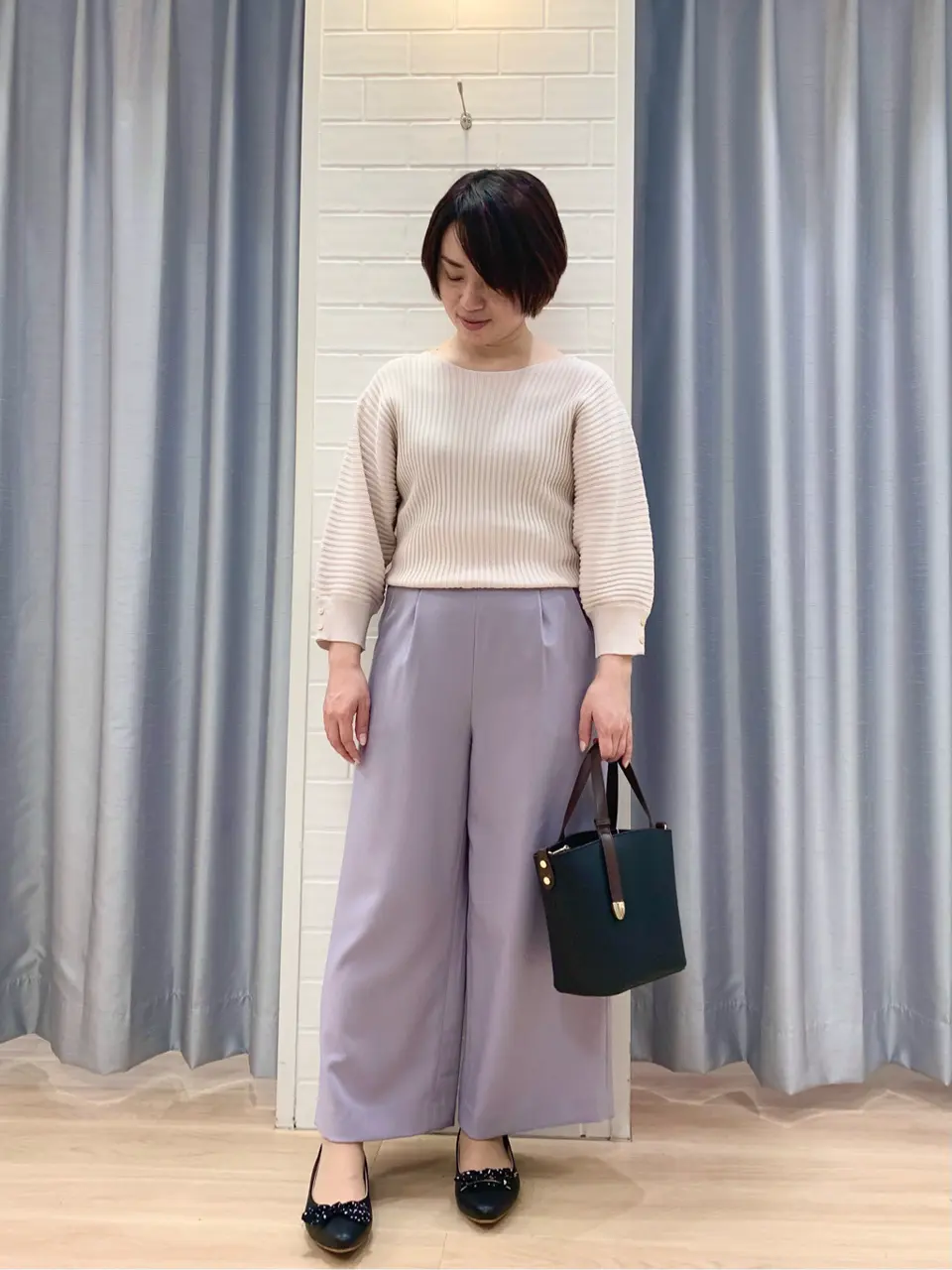 ANY SIS 丸岡 コーディネート画像