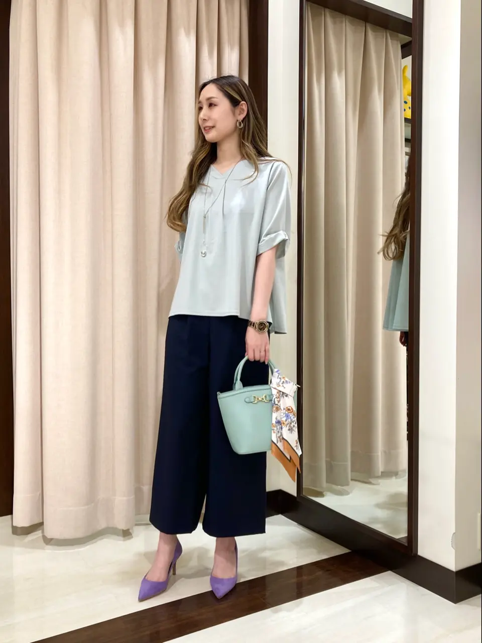 ANY SIS STAFF コーディネート画像