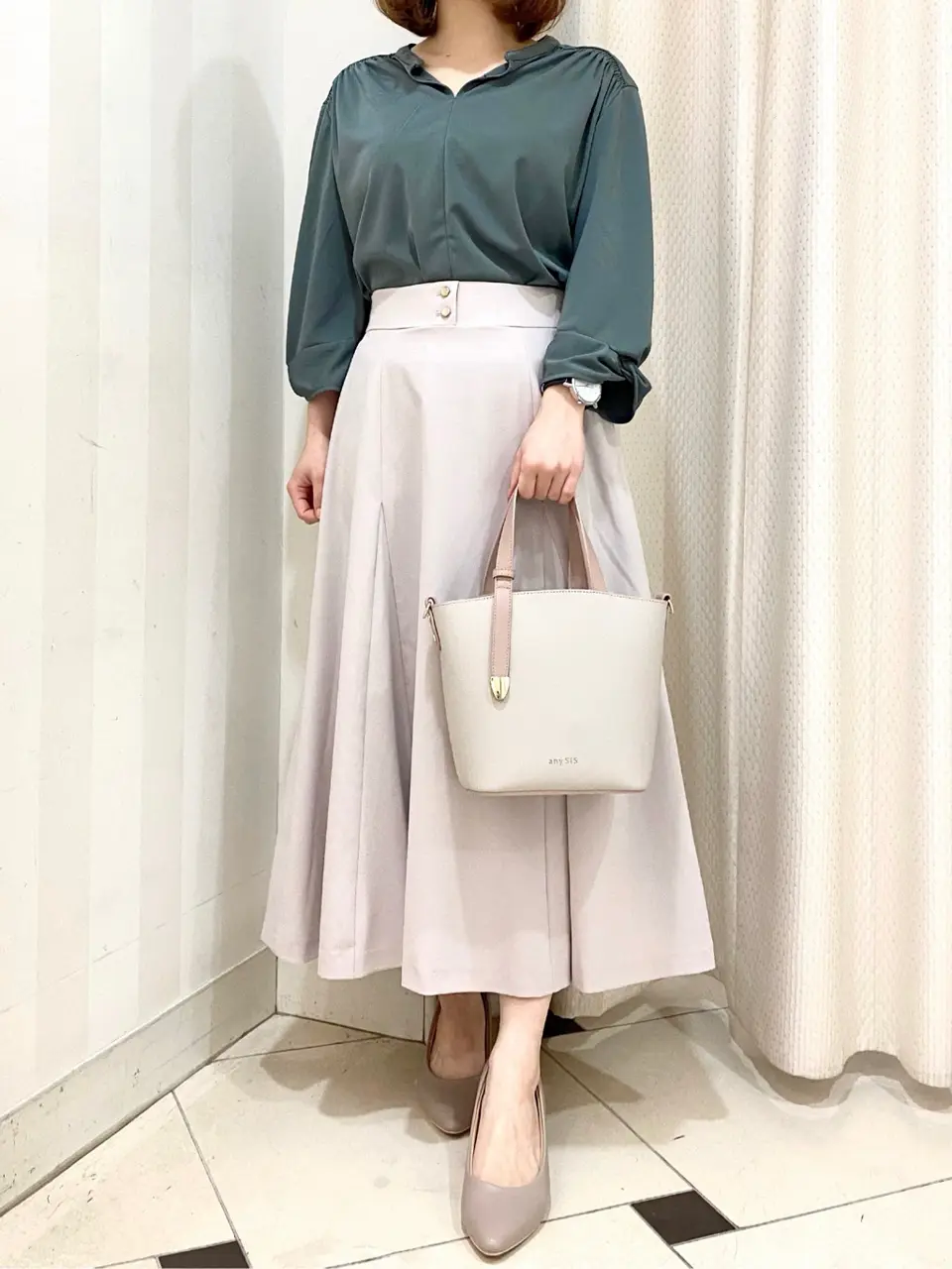 ANY SIS 横尾 コーディネート画像