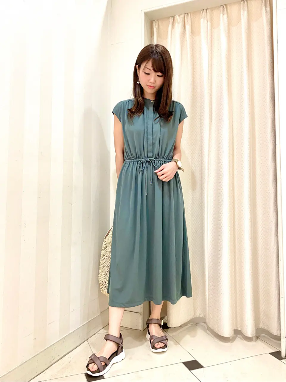 ANY SIS 金井 コーディネート画像