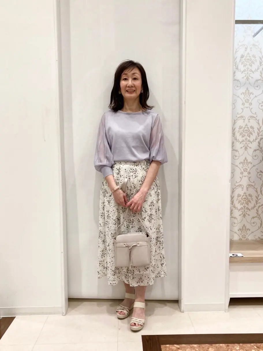 ANY SIS スタッフ コーディネート画像