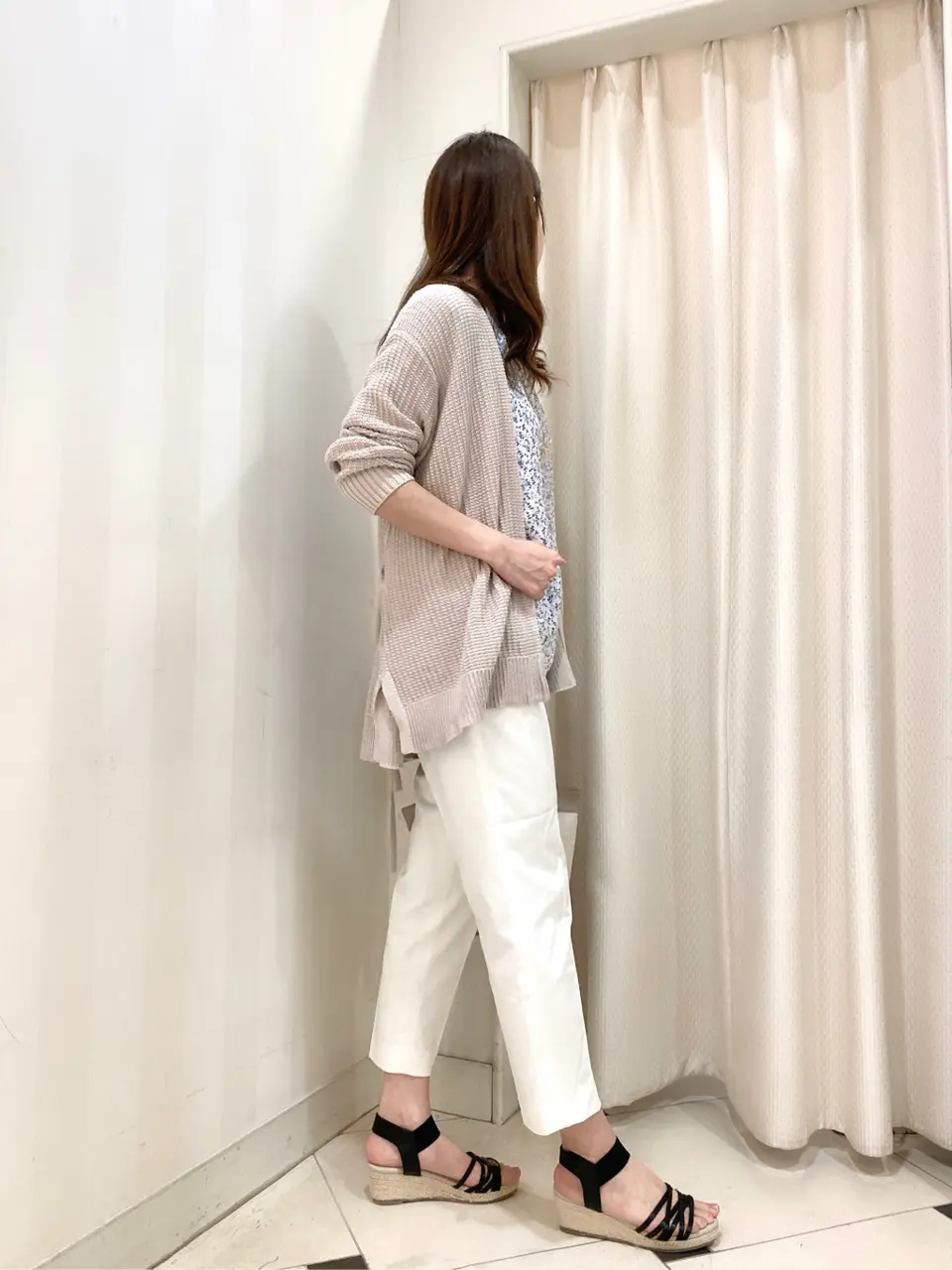 ANY SIS 金井 コーディネート画像