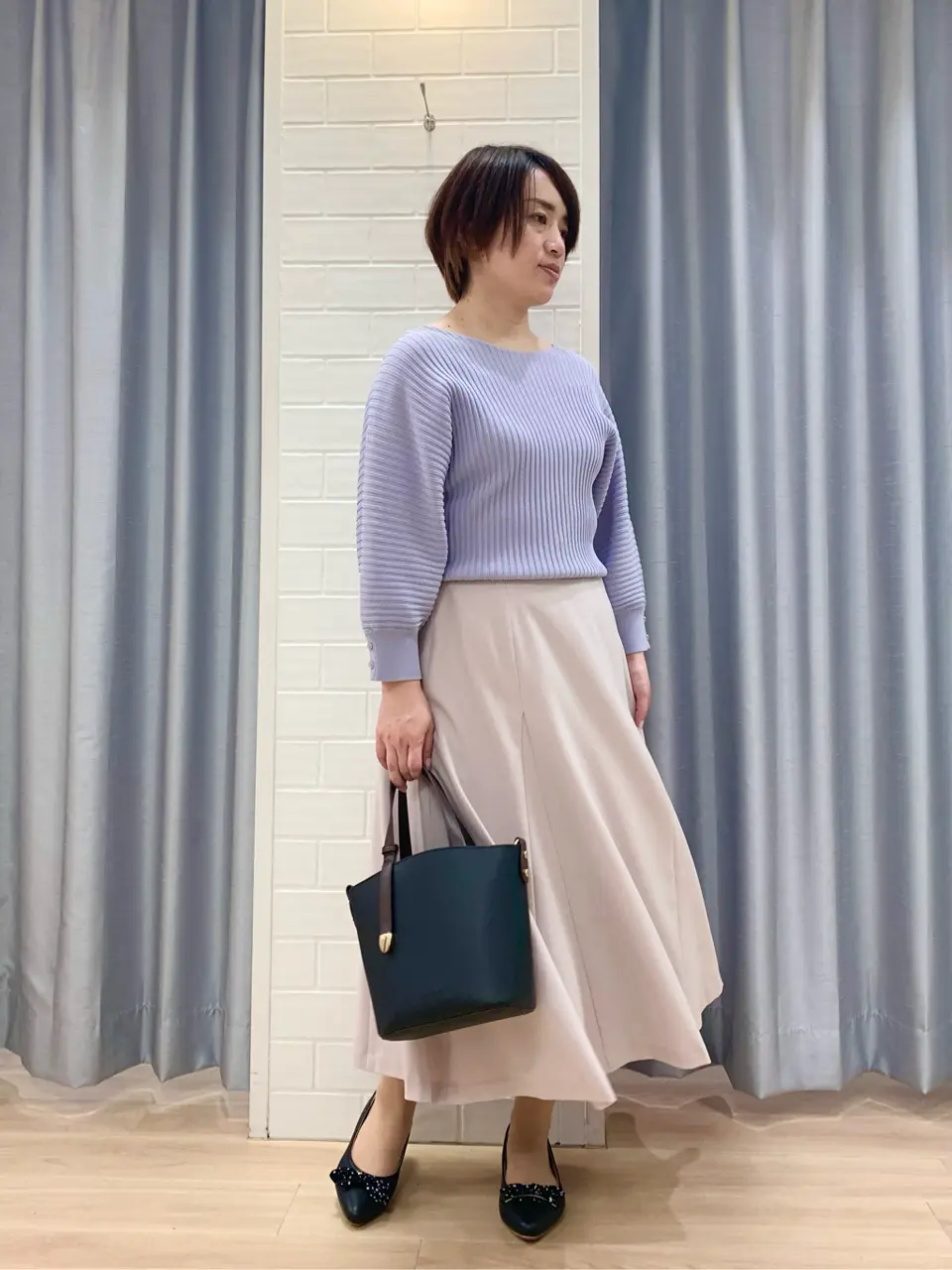 ANY SIS 丸岡 コーディネート画像