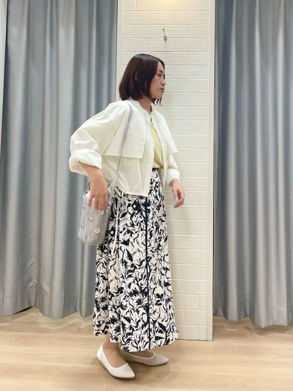 ANY SIS 丸岡 コーディネート画像