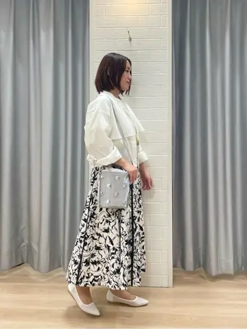 ANY SIS 丸岡 コーディネート画像