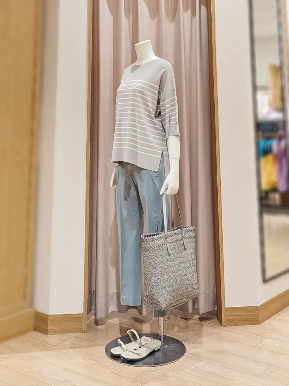 ANY SIS 岩田 コーディネート画像