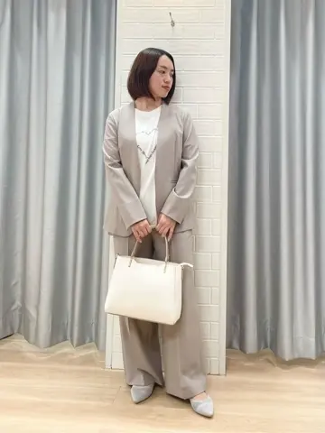 ANY SIS 丸岡 コーディネート画像