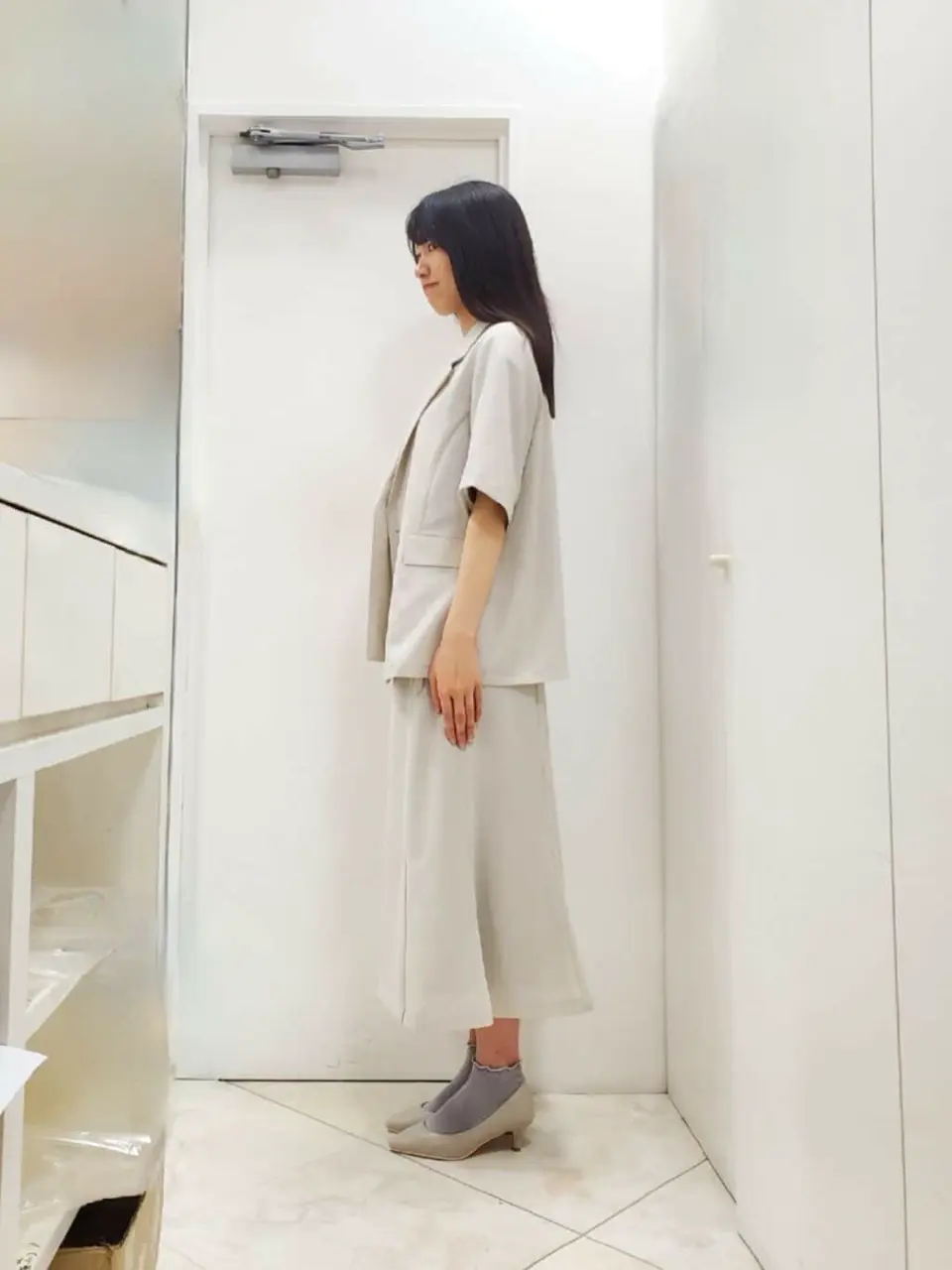 ANY SIS スタッフ コーディネート画像