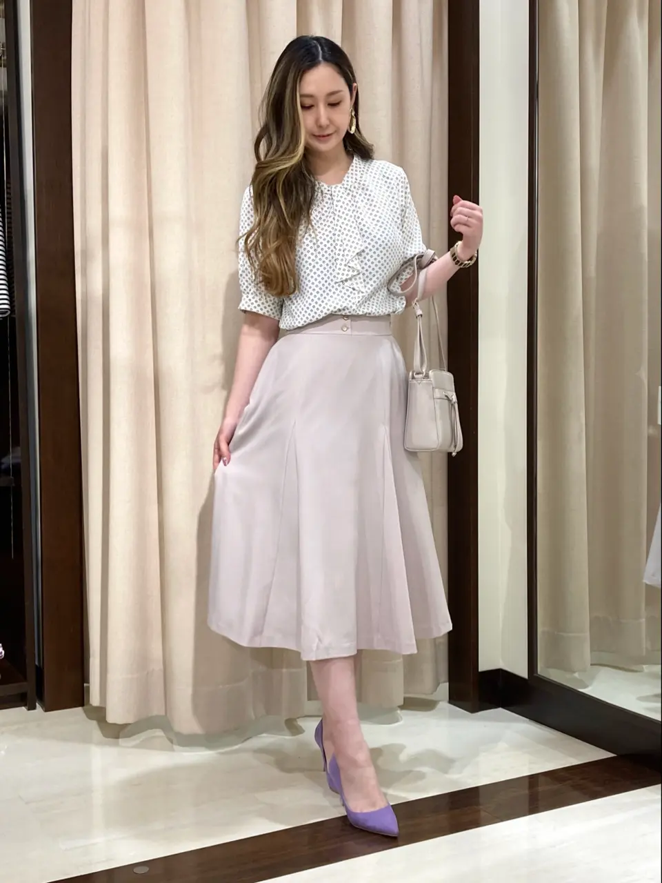 ANY SIS STAFF コーディネート画像