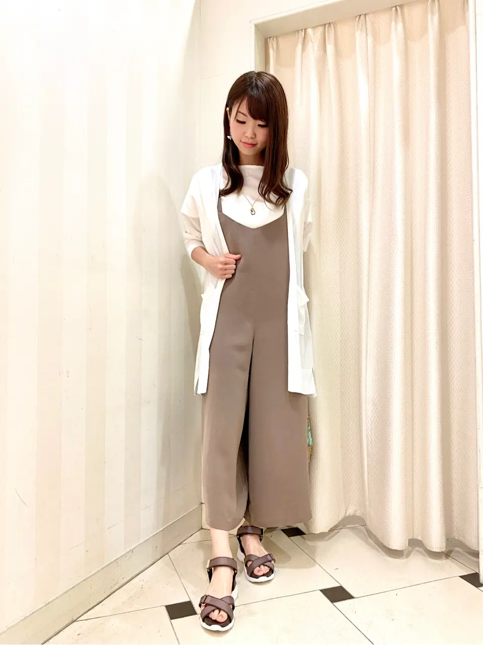 ANY SIS 金井 コーディネート画像