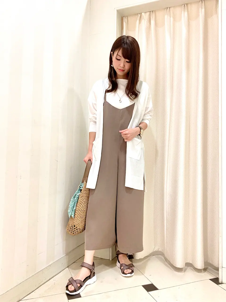 ANY SIS 金井 コーディネート画像