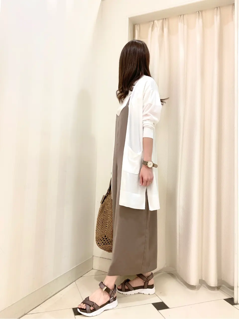 ANY SIS 金井 コーディネート画像