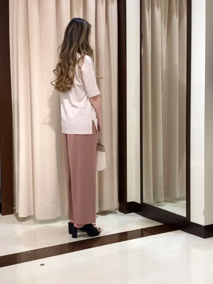 ANY SIS STAFF コーディネート画像