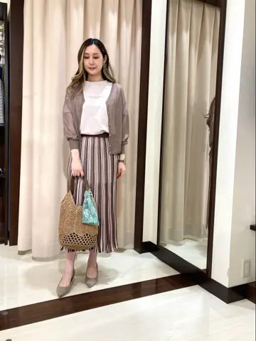 ANY SIS STAFF コーディネート画像