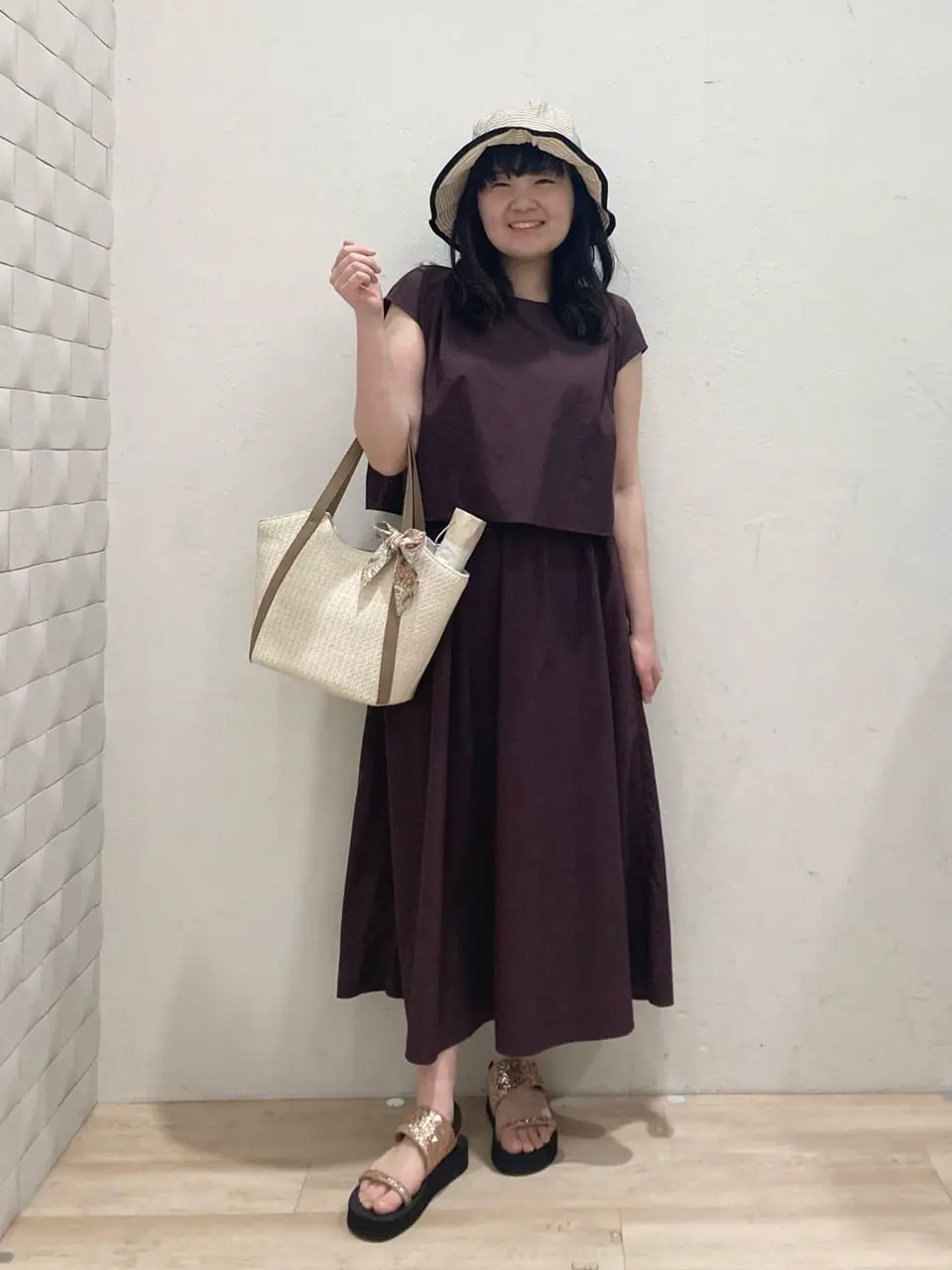 ANY SIS 川根　彩 コーディネート画像