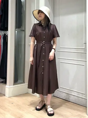 ANY SIS erika コーディネート画像