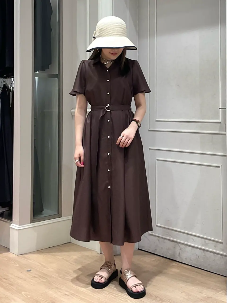 ANY SIS erika コーディネート画像