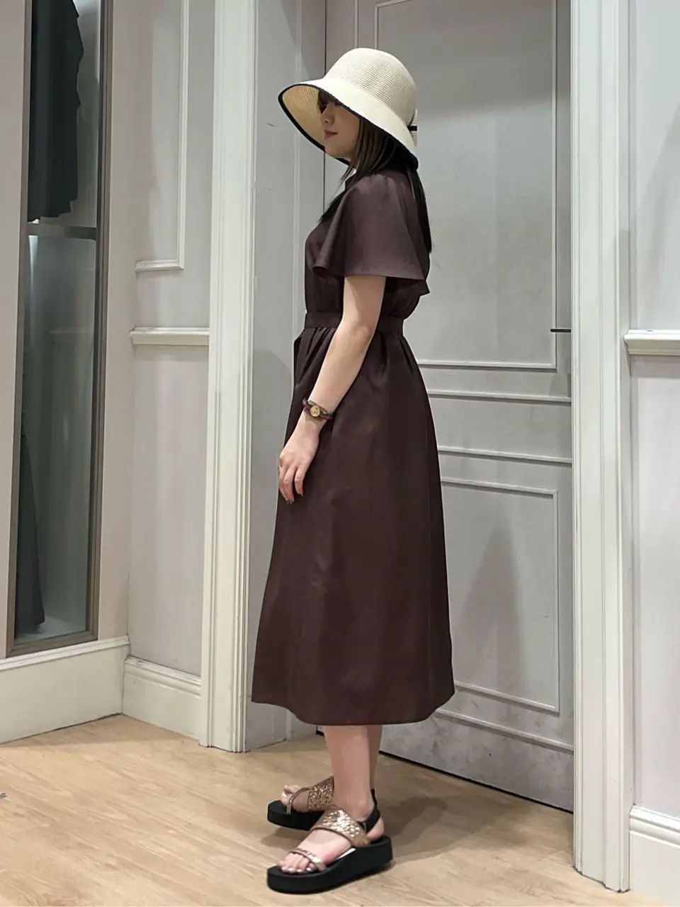 ANY SIS erika コーディネート画像