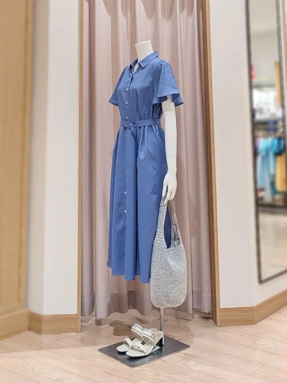 ANY SIS 岩田 コーディネート画像