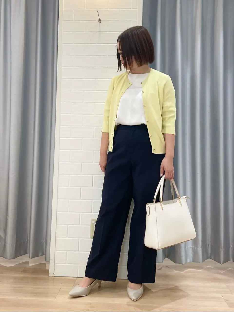 ANY SIS 丸岡 コーディネート画像