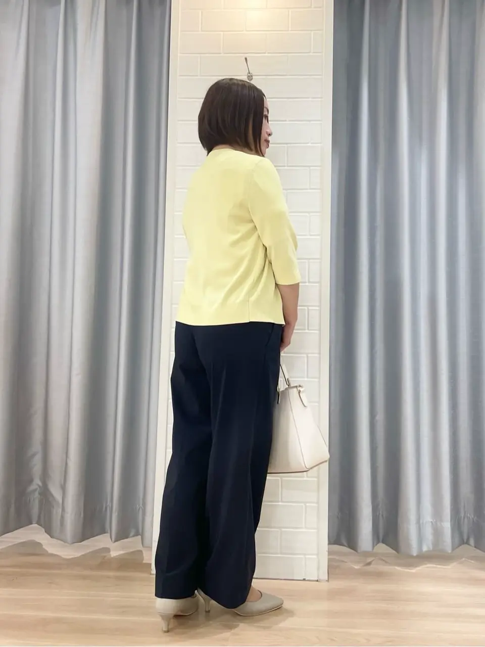 ANY SIS 丸岡 コーディネート画像