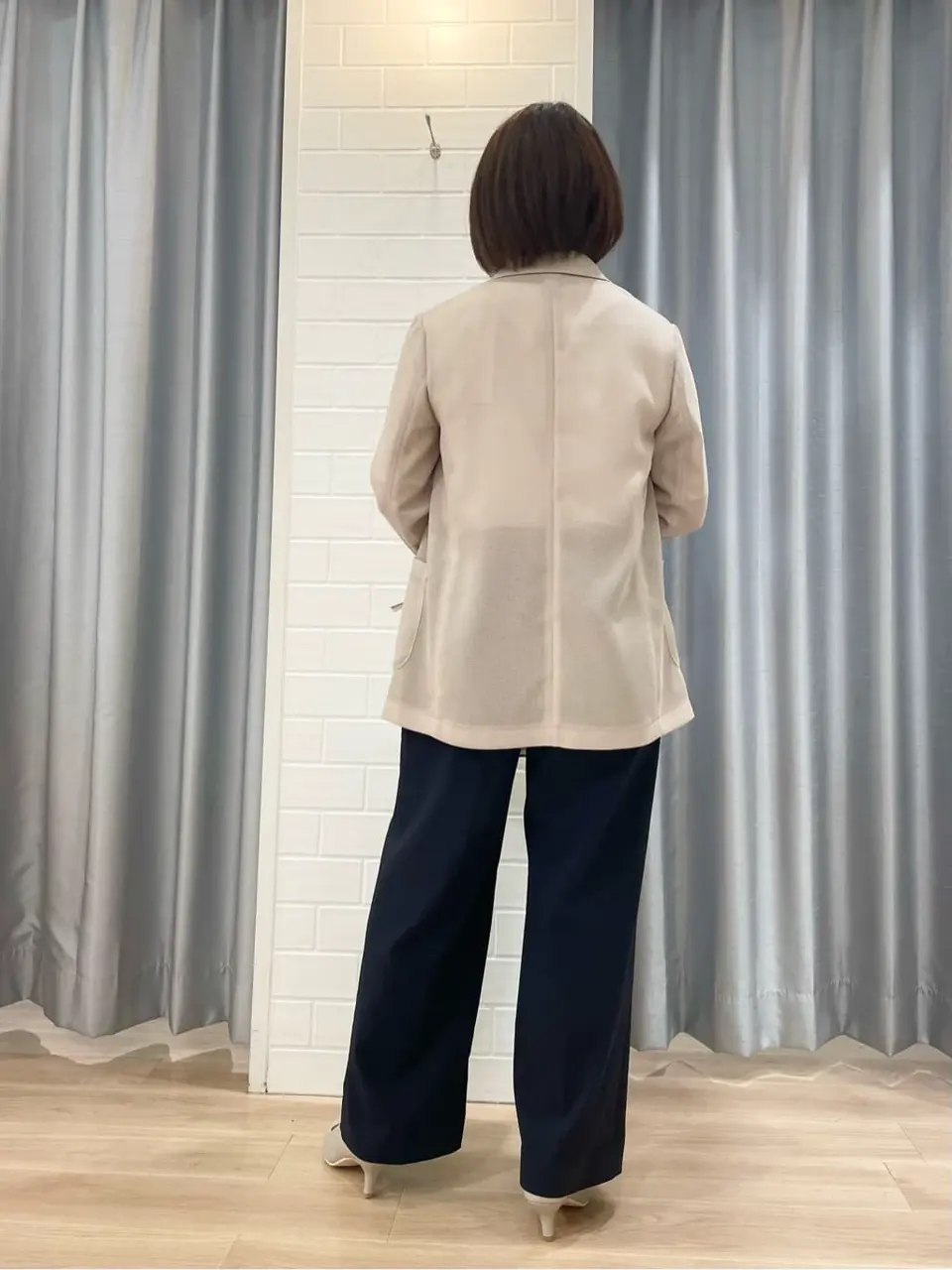 ANY SIS 丸岡 コーディネート画像