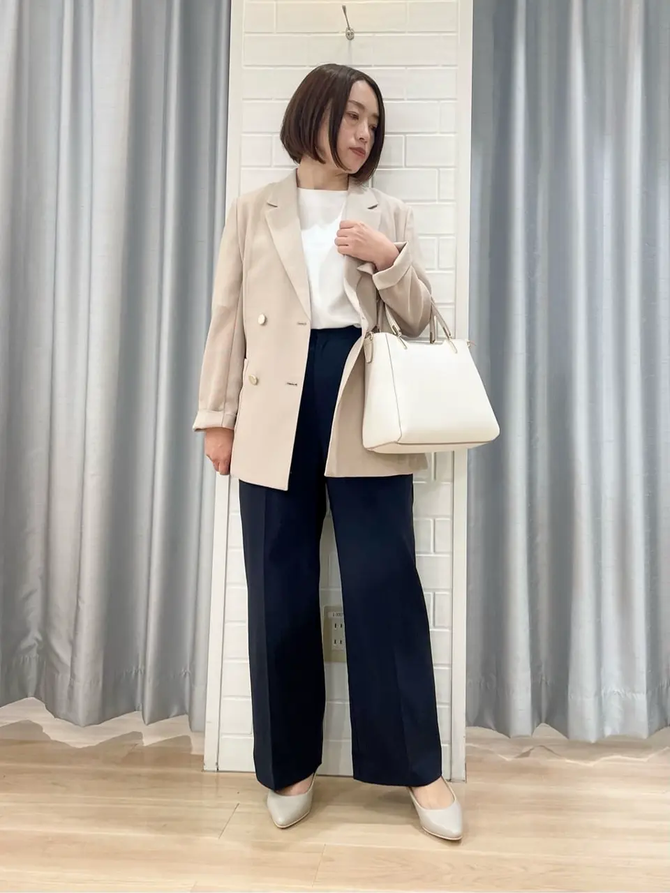 ANY SIS 丸岡 コーディネート画像