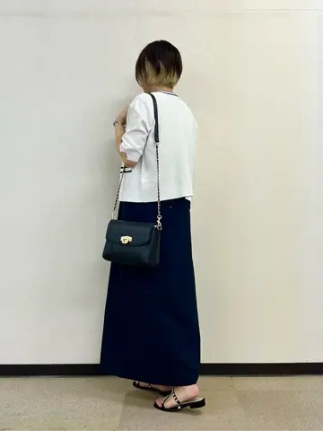 ANY SIS 村上 コーディネート画像