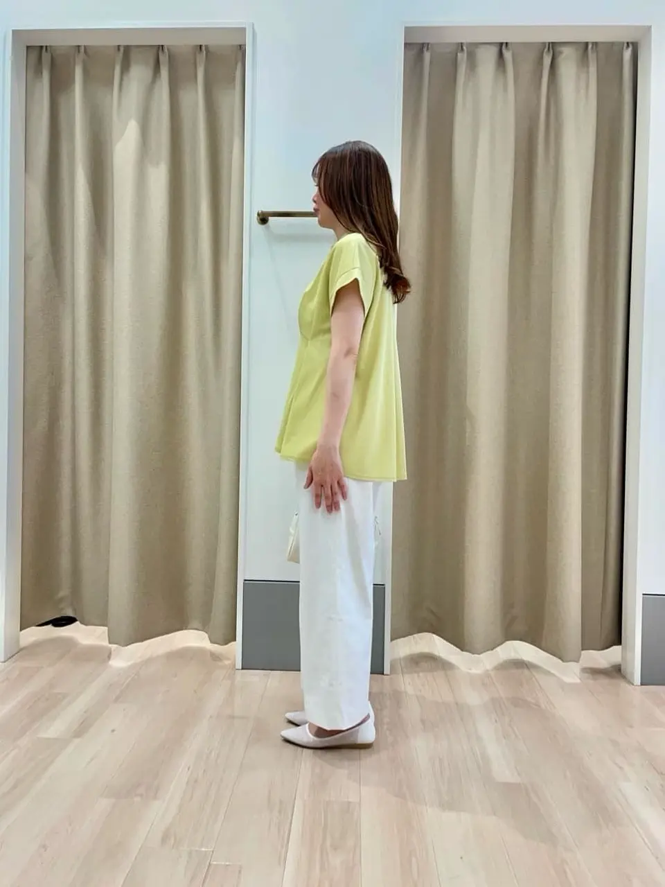 ANY SIS 笠羽 コーディネート画像