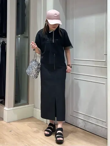 ANY SIS erika コーディネート画像