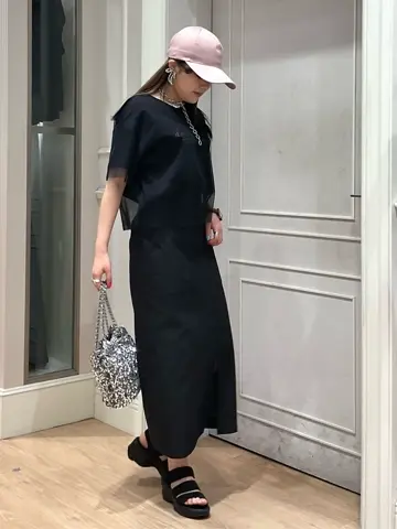 ANY SIS erika コーディネート画像