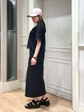 ANY SIS erika コーディネート画像