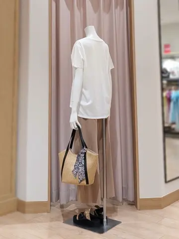 ANY SIS 岩田 コーディネート画像