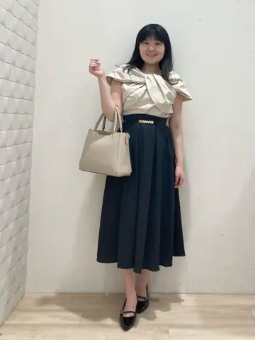 ANY SIS 川根　彩 コーディネート画像