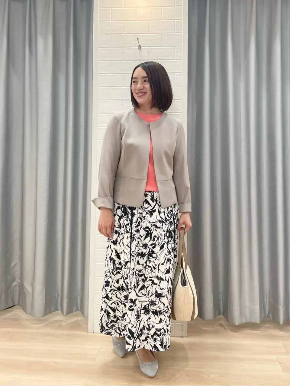 ANY SIS 丸岡 コーディネート画像