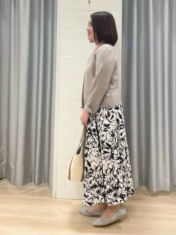 ANY SIS 丸岡 コーディネート画像