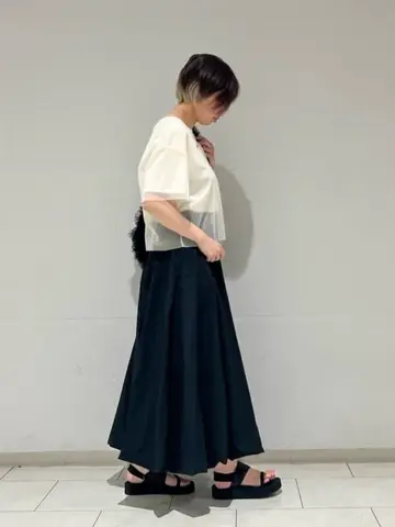 ANY SIS 村上 コーディネート画像